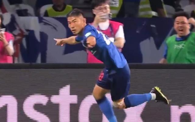 【中超】于汉超替补2分钟进2球 申花2比1逆转津门虎